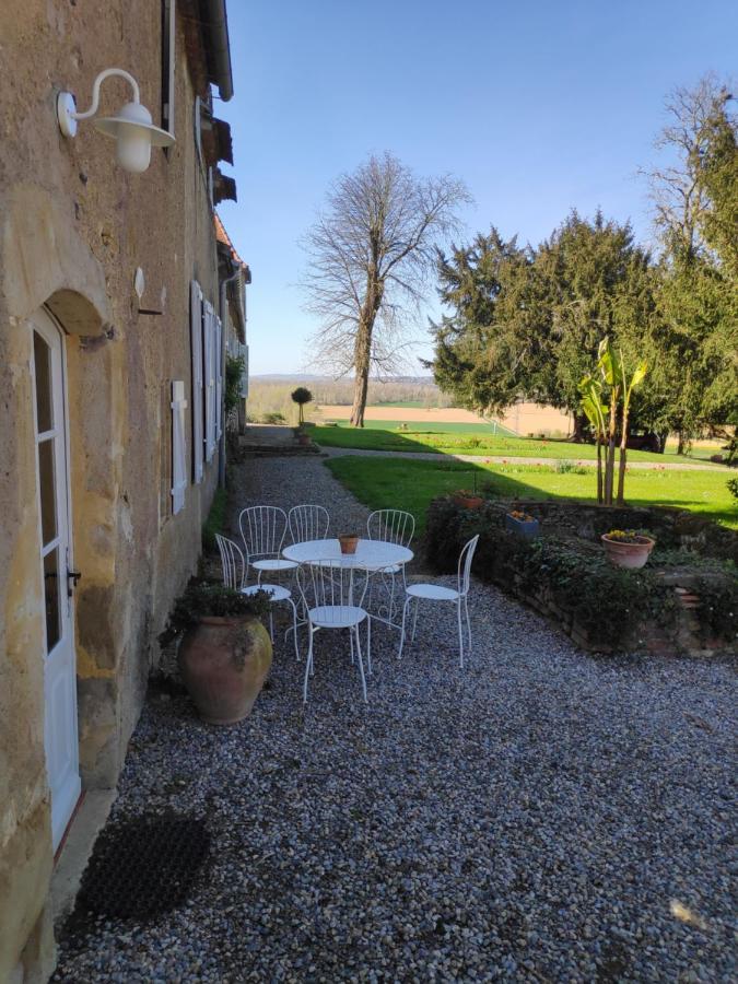 Au Chateau Juillac Bagian luar foto